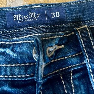 Miss Me Shorts size 30